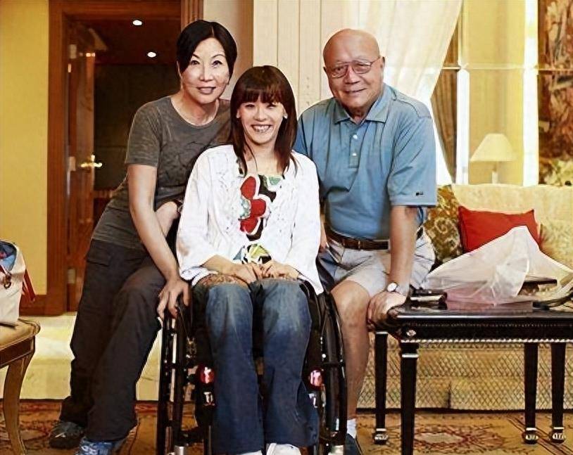 体操冠军桑兰:训练时高位截肢,今身体瘦似竹竿还要生二胎_体育_女孩