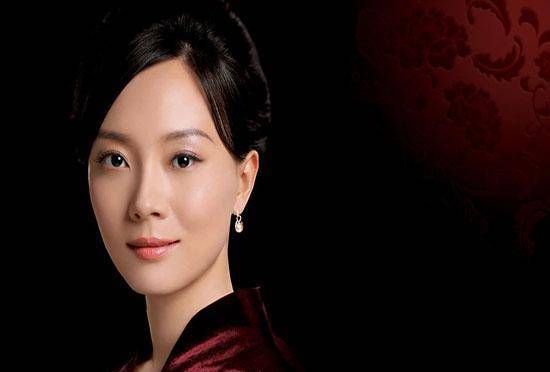 《暗算》后,陈澍将名字改为陈数,一来为了纪念扮演的天才数学家黄依依