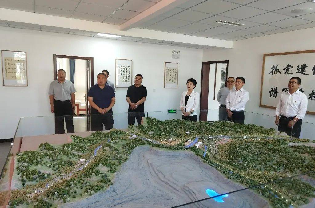 牛立杰指出,近年来,宽城县民政局上下一心,攻坚克难,高站位,高标准,高