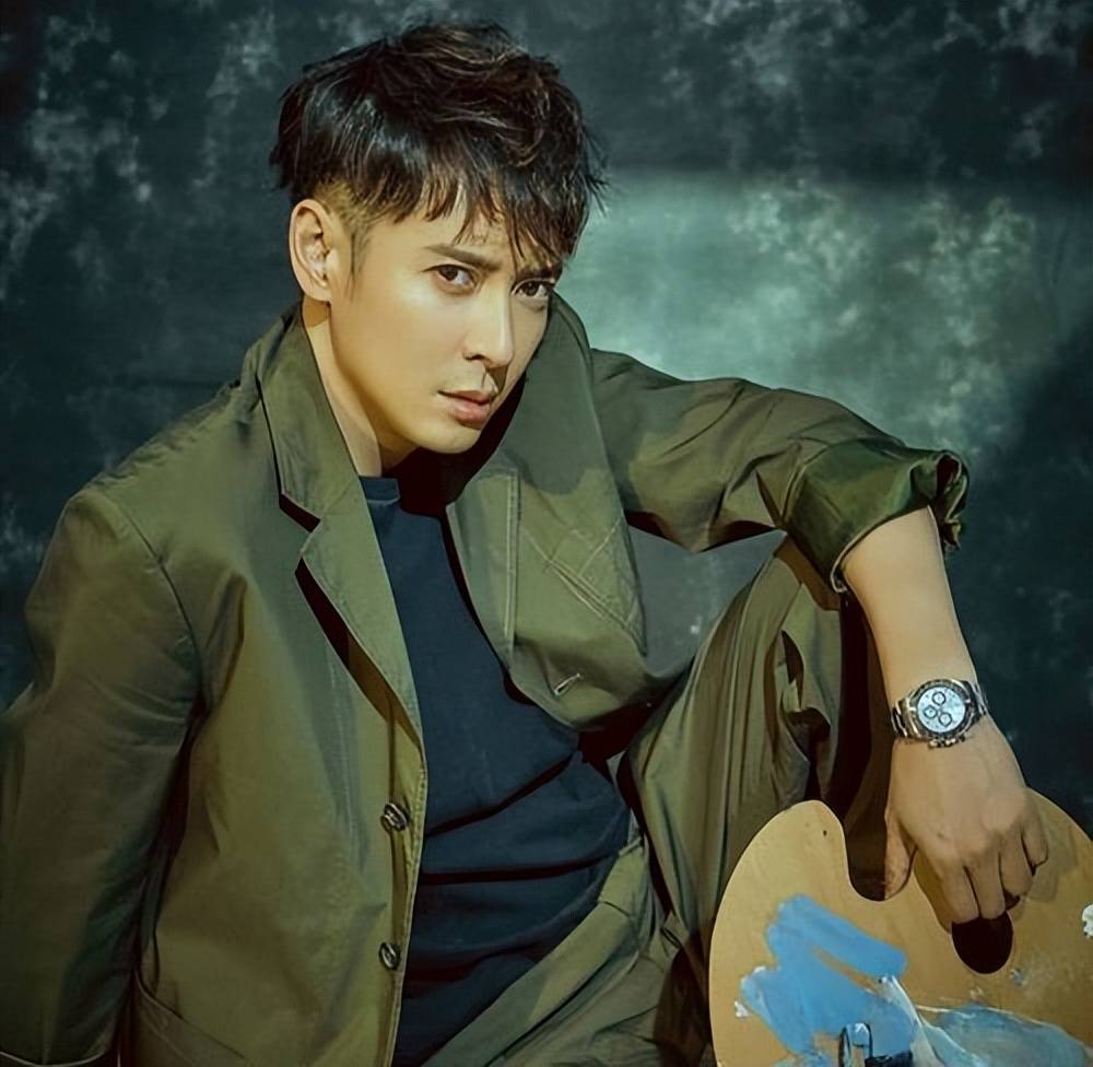 而韩栋更是一个把事业和生活分得非常清的人,无论名气再大,他不想做的