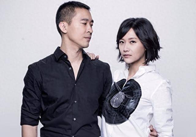 49岁还没玩够,徐静蕾的魅力不止这么一点_王朔_生活_冯小刚