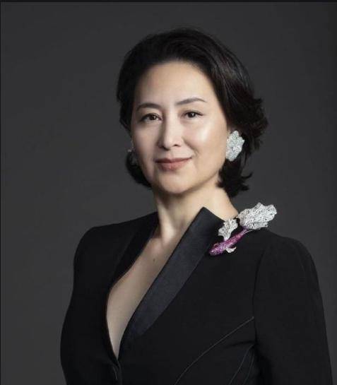 为什么何超琼嫁许晋亨9年都没生育,而分手后又没再婚?