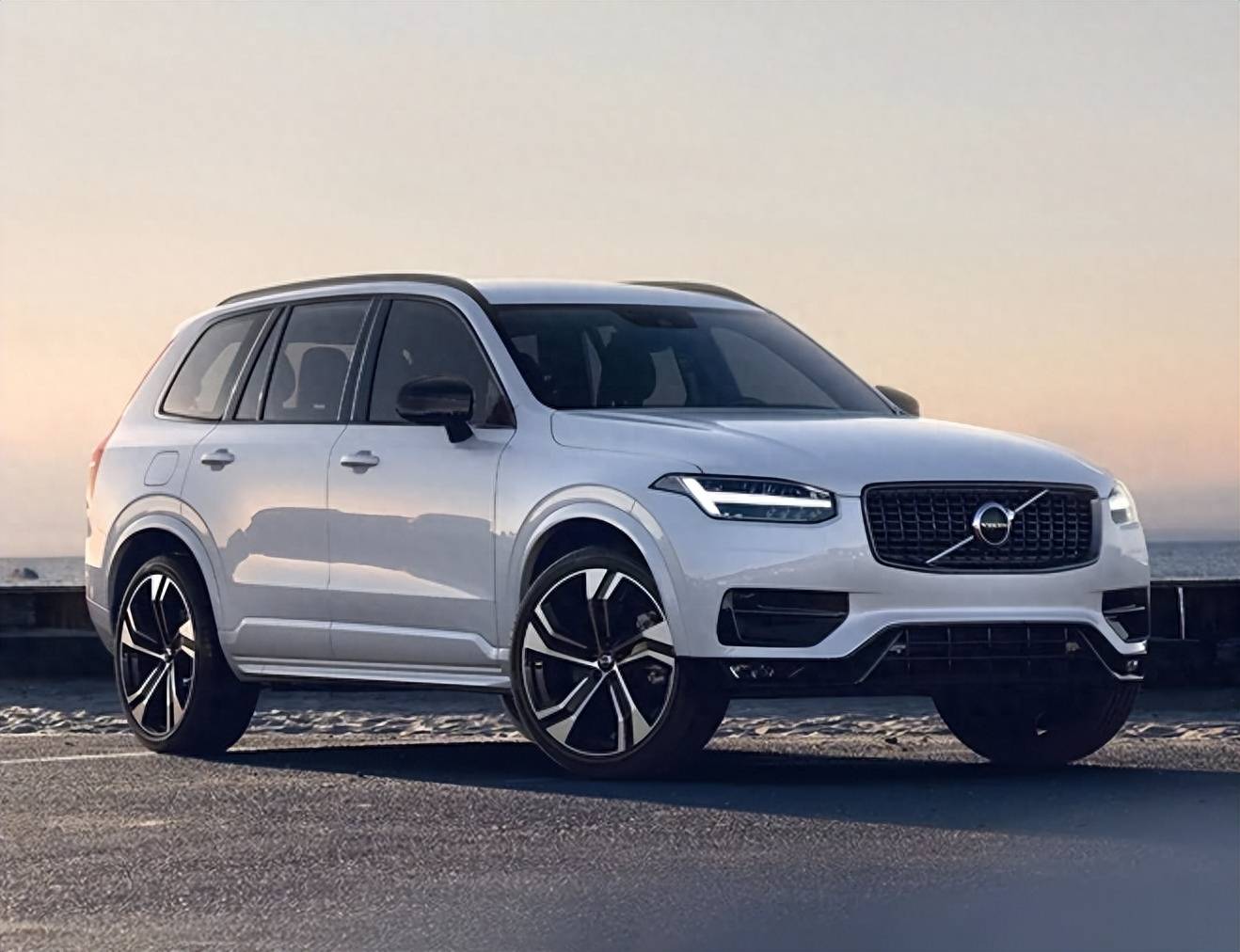 沃尔沃xc90大改款2020图片