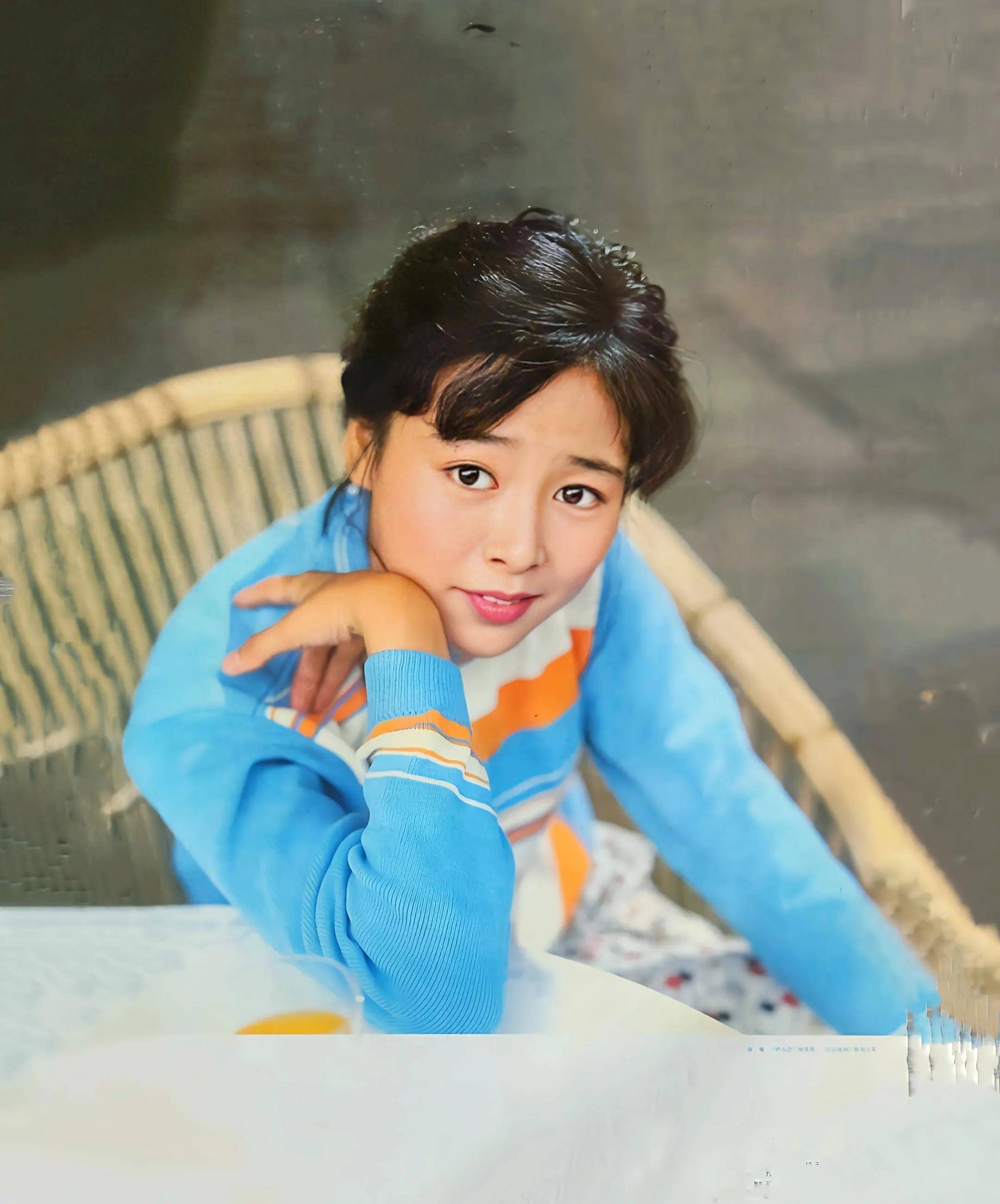 汪嘉伟将计就计和她回信了,最终找到了那个和他写信的人.