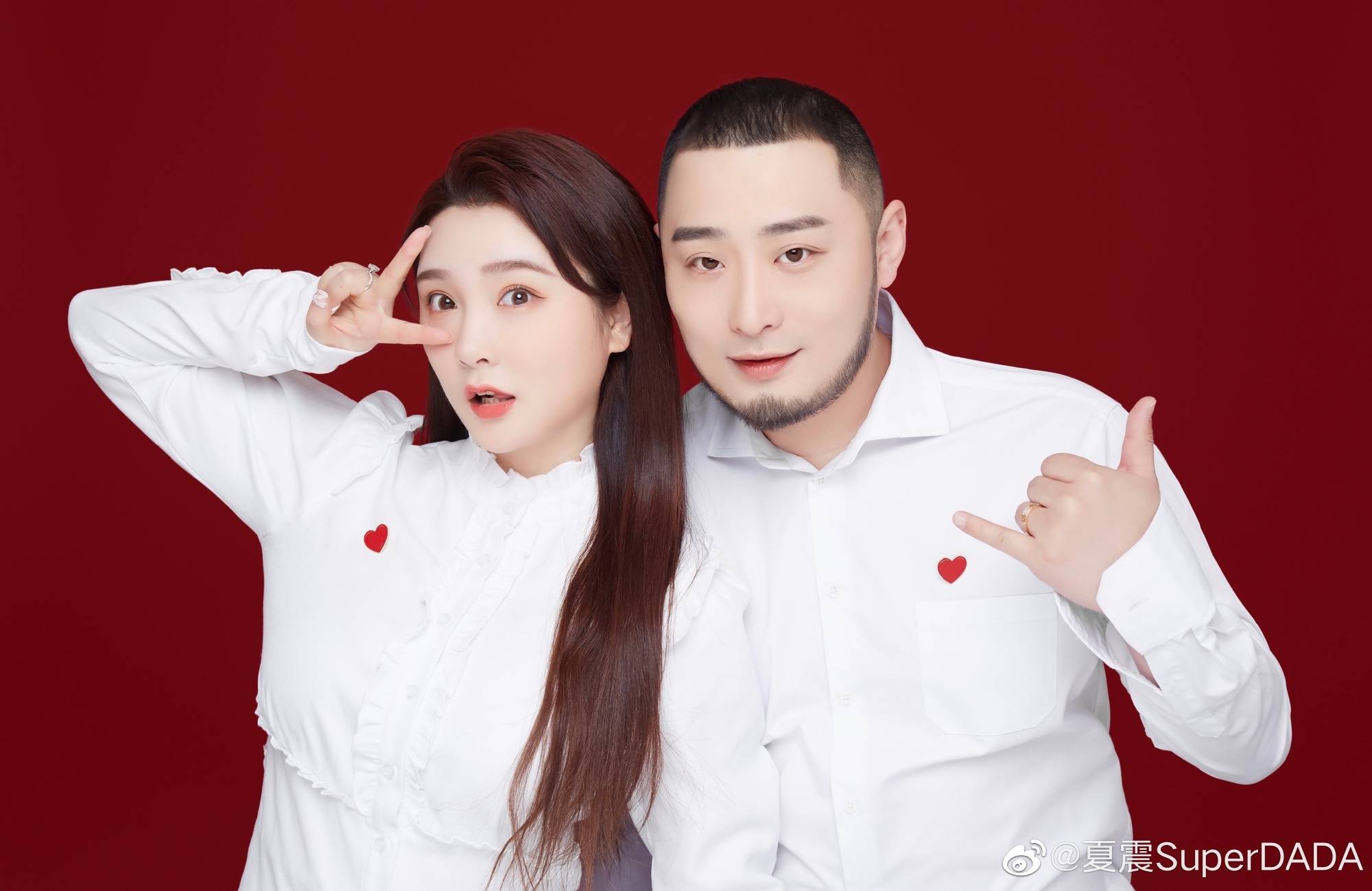 而昨天8月9日,江璟儿和夏震举行了婚礼,之所以选在