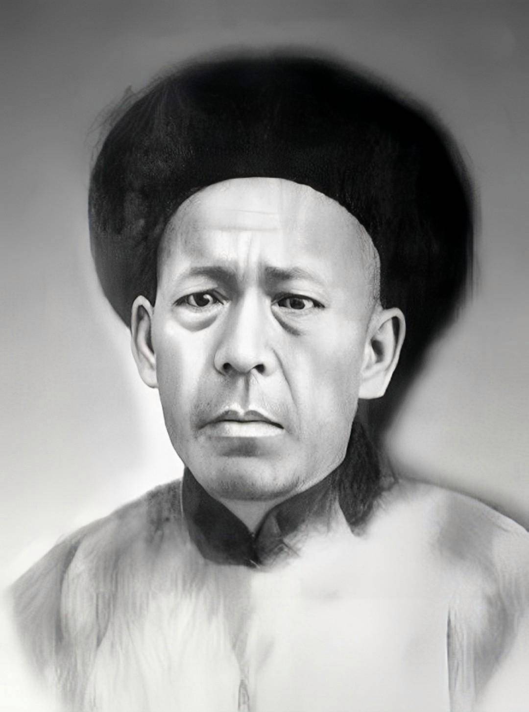 相声大师的顶门大弟子,其中有马桂元,阎笑儒,苏文茂,贾振良等_先生