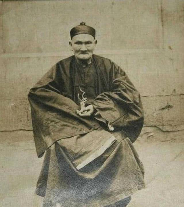 福建人陈俊活了444岁?李庆远真的有256岁吗?