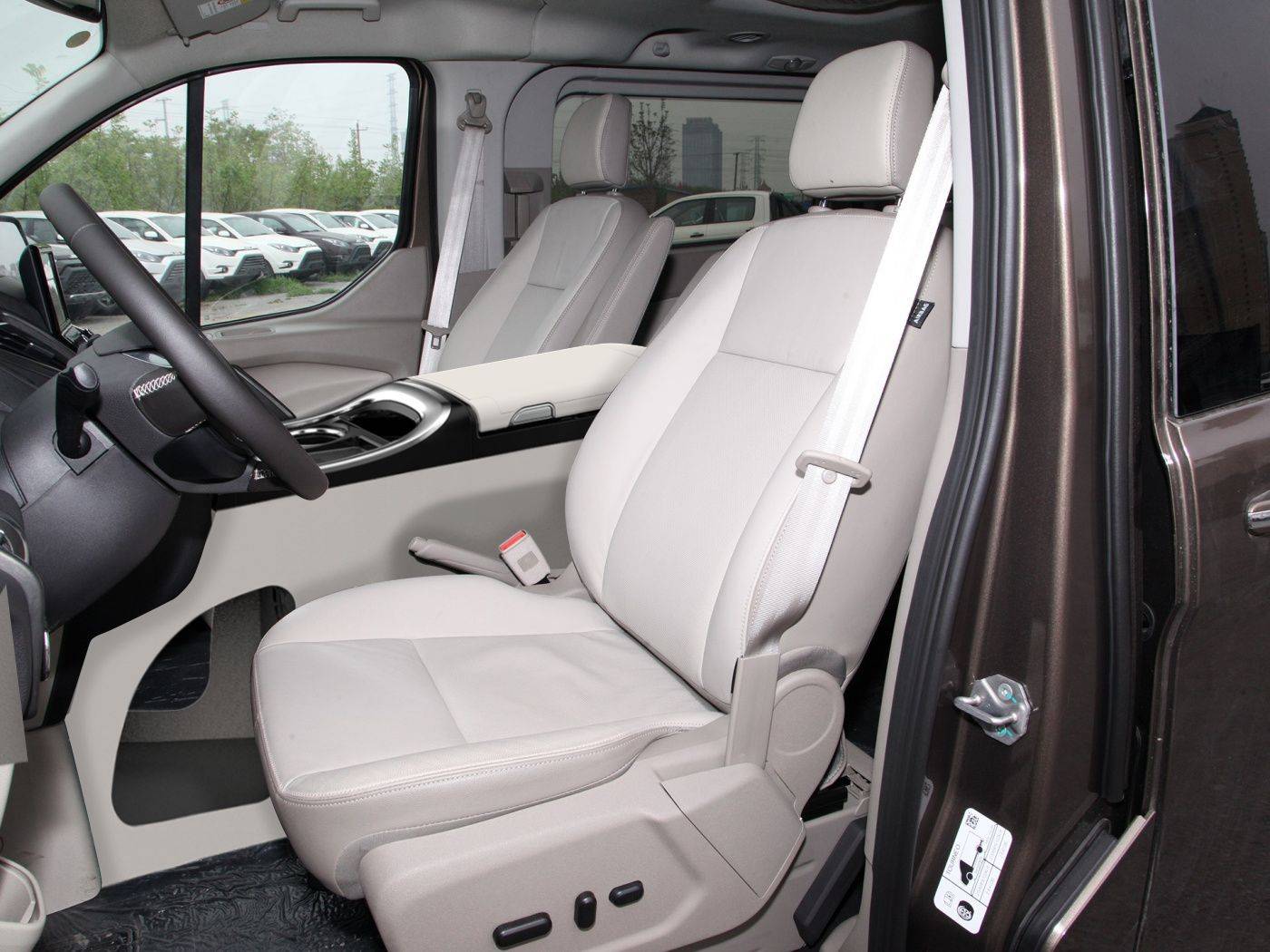 2023新款全顺/途睿欧扶手箱中央扶手箱-厂家扶手箱冰箱通用扶手箱