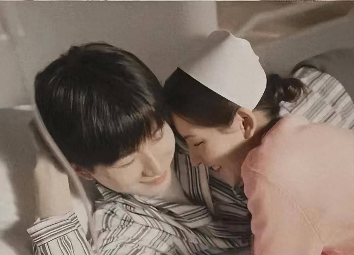 同样演"奶糖吻"烂梗,成毅,丁禹兮对比,差距一目了然_观众_情感_角色