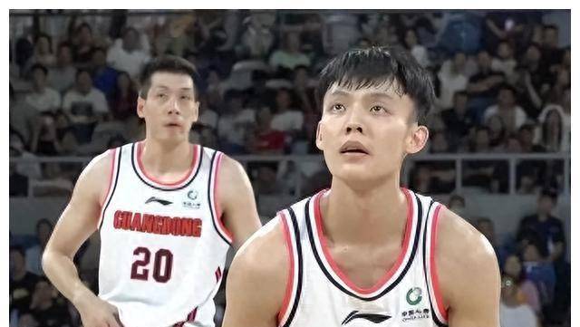 徐杰场均18分,中国男篮最大的"遗珠"证明_能力_球员_身高