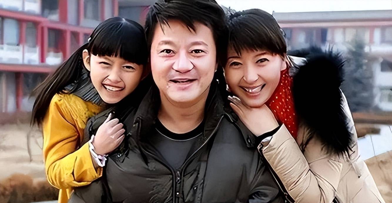 "忘恩负义"闫学晶:气的赵本山破口大骂,她究竟做了什么?