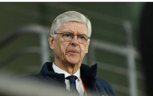 温格笑声我一离开阿森纳就扔了炸弹……我大喊你们太老了_教练_球员