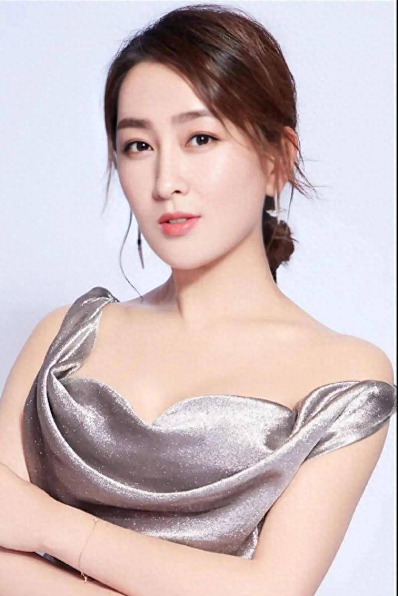 当时,孔令辉对她一见钟情,并通过朋友介绍认识了马苏.