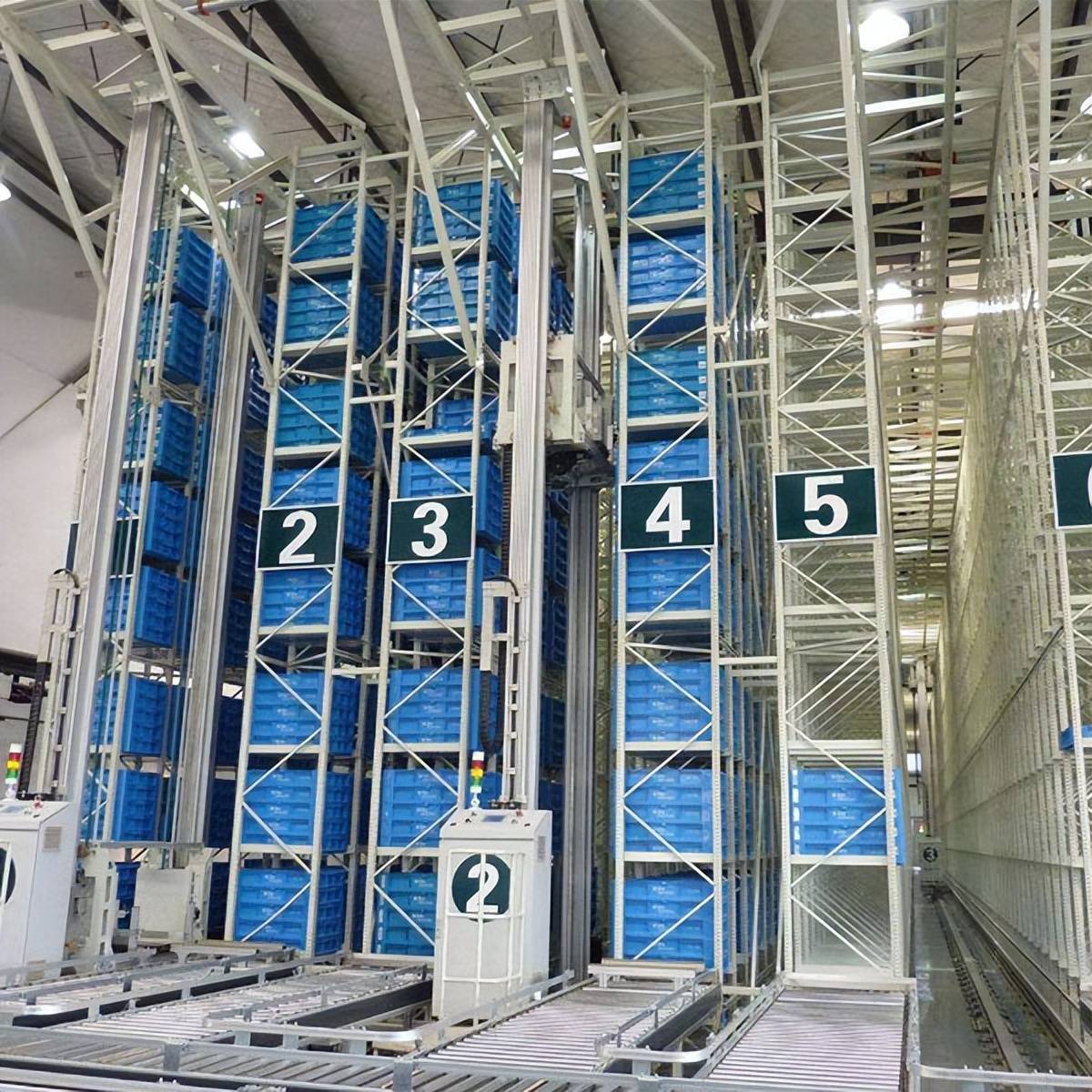 料箱穿梭车货架和ctu货架哪种更好?九江仓库货架厂解析