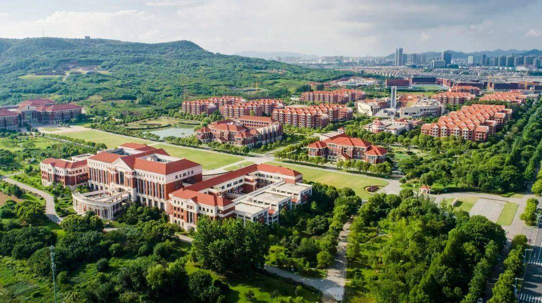 2020年,随着全国独立学院的转设,中国传媒大学南广学院转设为南京传媒