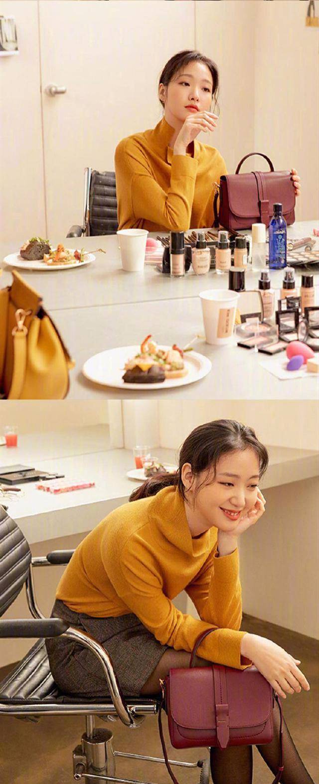 金高银诠释私服最美穿搭,宛如邻家少女,笑起来如沐春风_欧尼_带着