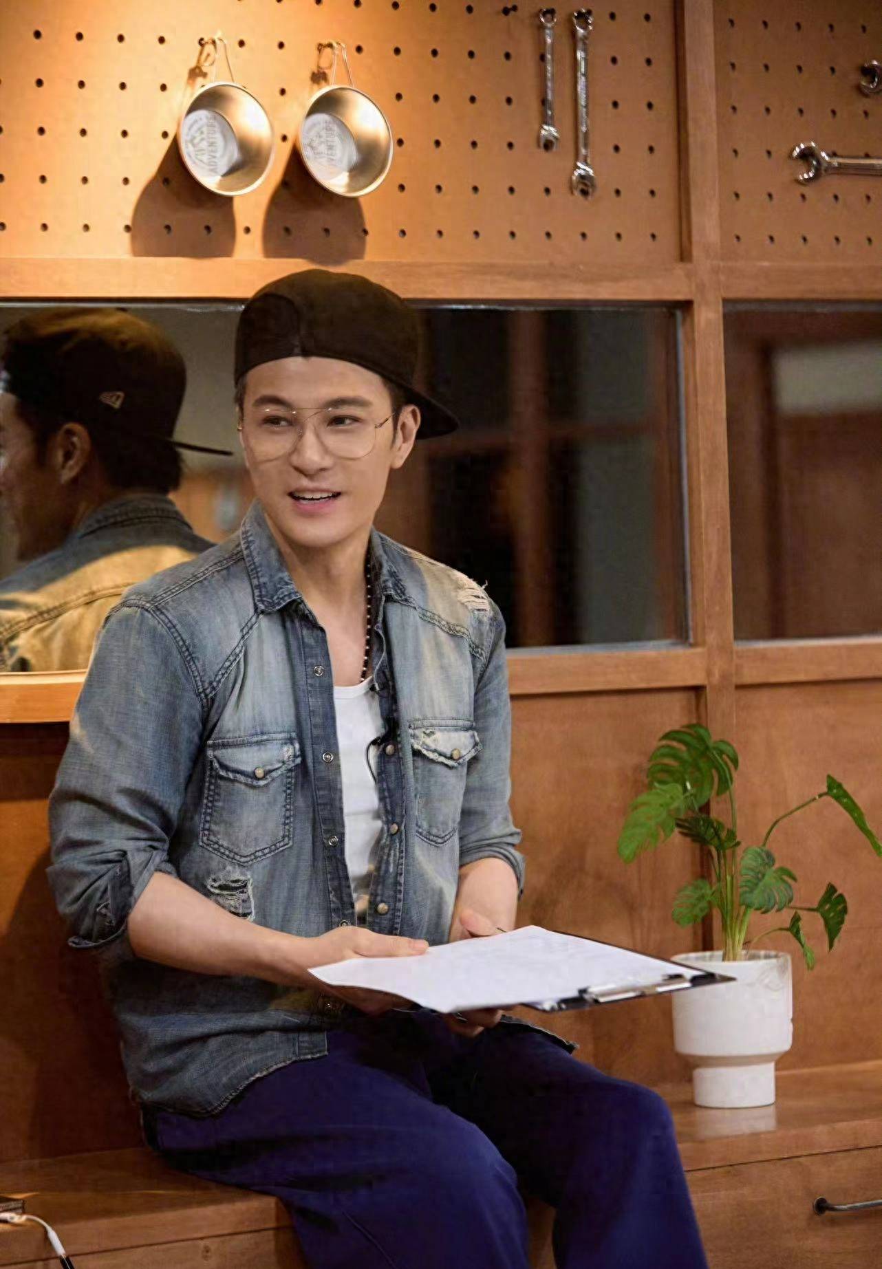 许绍洋淘汰后才被看见_刘德华_年轻人_因为