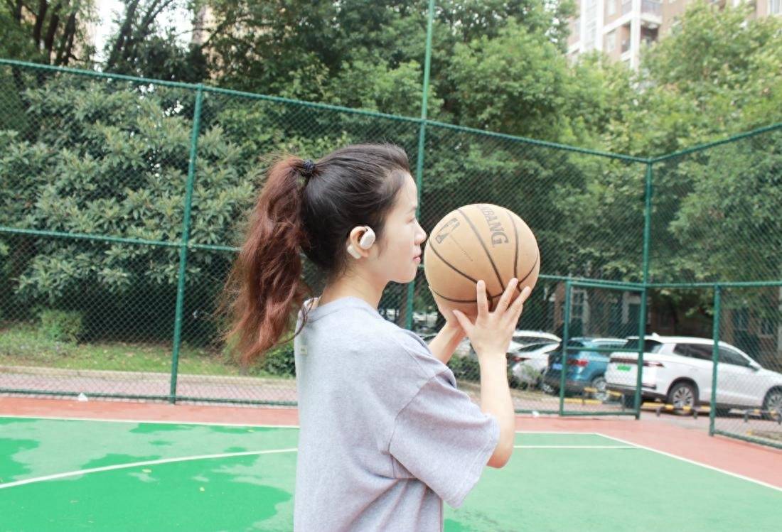 佩戴体验和音质效果兼顾，南卡OE CC开放式蓝牙耳机使用体验