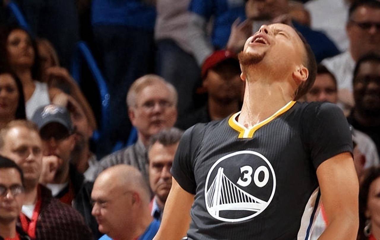 诺维斯基:詹姆斯库里只是当代nba的超巨_篮球_成为了_球员