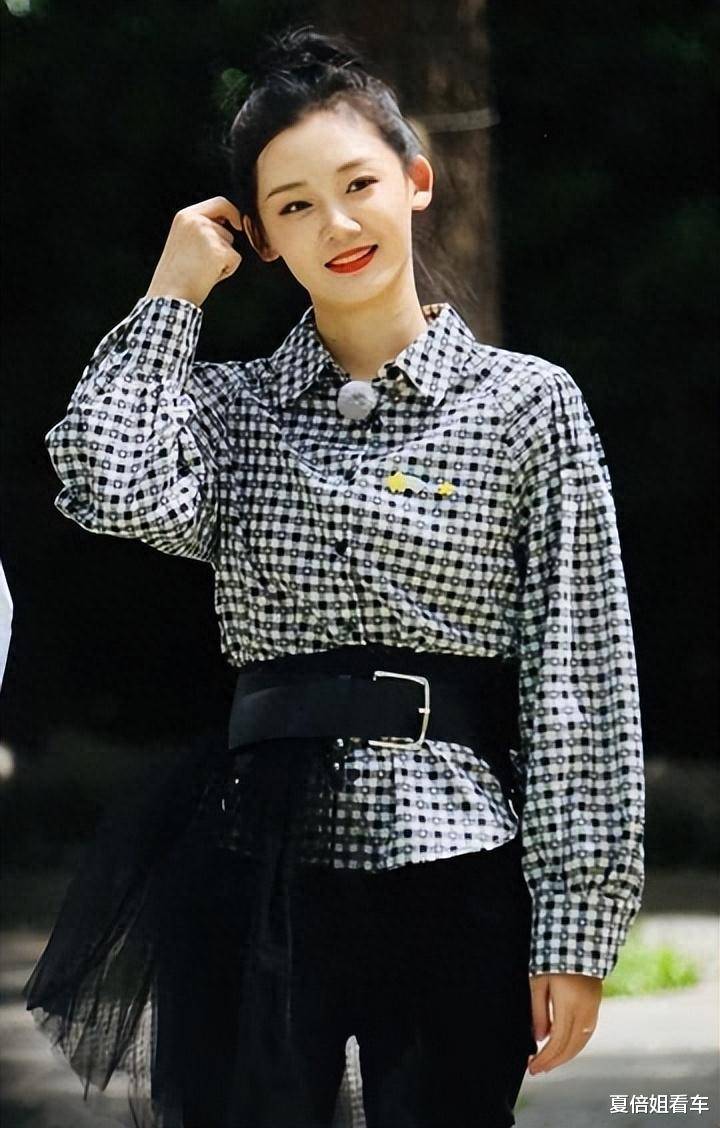 苗苗"扮猪吃老虎",三胎足印曝光,郑恺无奈豪宅拥挤不堪_妻子_孩子