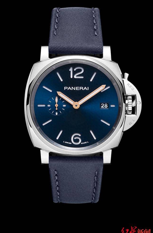 1 12,在上海高级钟表展"钟表与奇迹"上见识联名合作的强大力量_prada