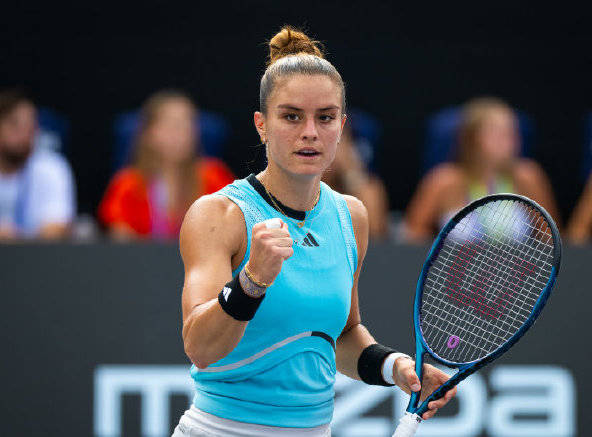 肯宁完胜奥胖,黑马连捷,王曦雨只身进八强,中国军团两胜六负_名将