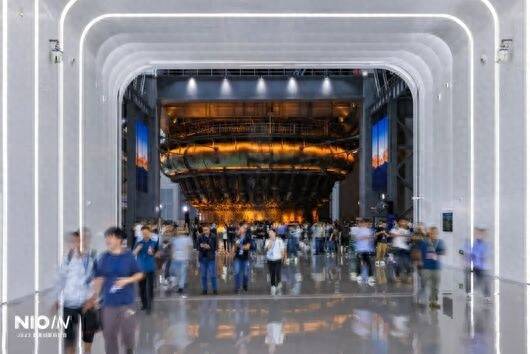 世界科技怎么画_全球科技画_科技画精致