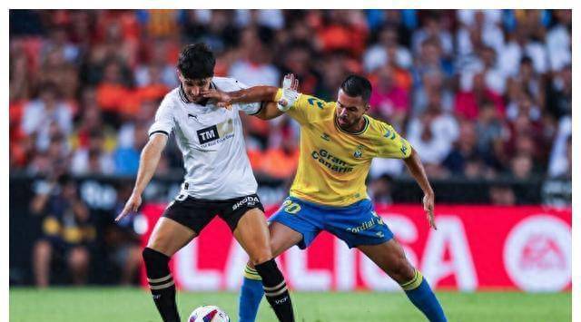 刺激,点球制胜,西甲6冠王崛起,2连胜升至第一_瓦伦西亚队_拉斯帕尔马