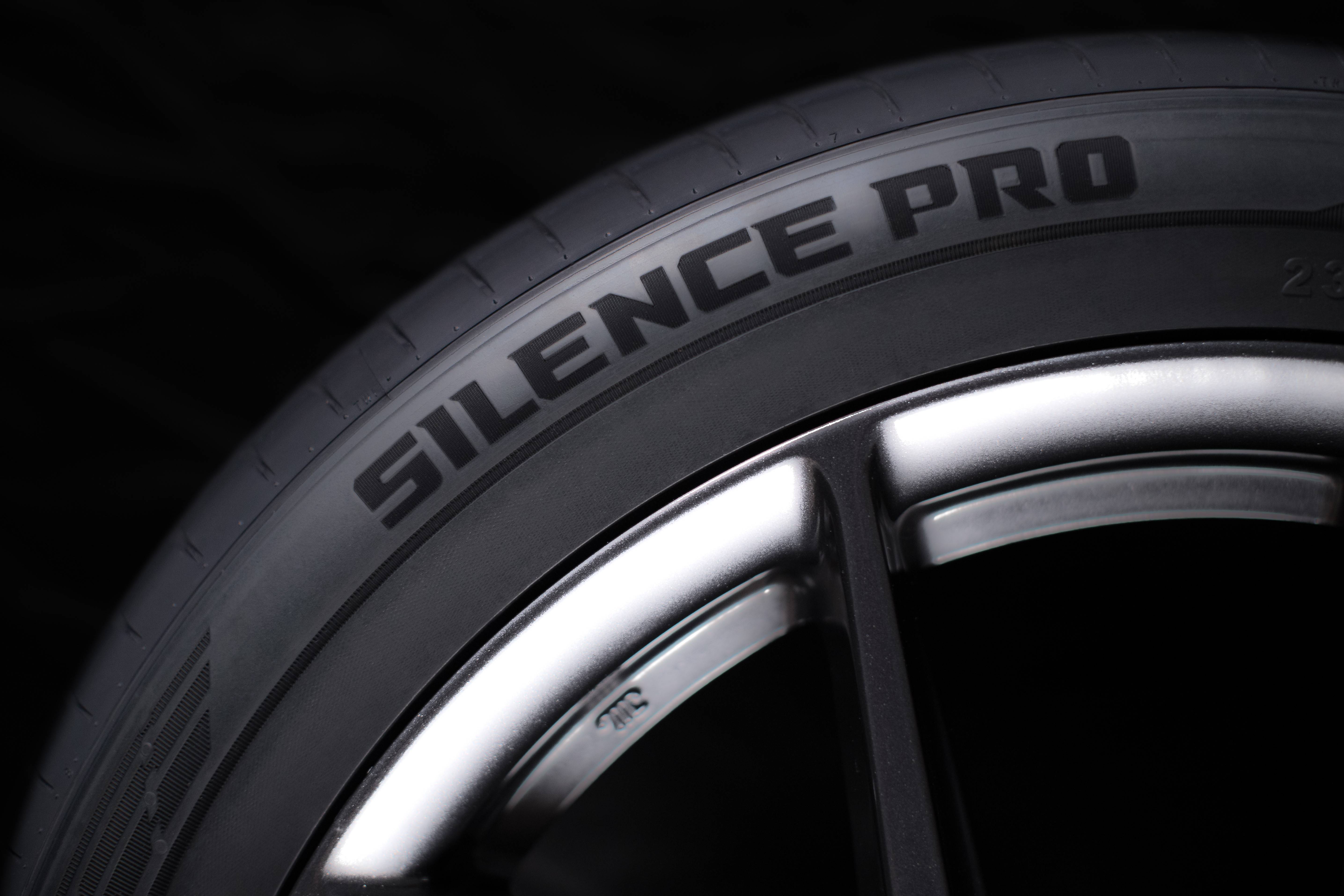 静音轮胎有什么黑科技?雷神&珠穆朗玛轮胎轮大展"静"技