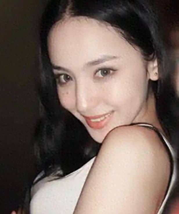 "风流玉女"古力娜扎风流史:大尺度照被扒出,外纯内骚人品堪忧_照片