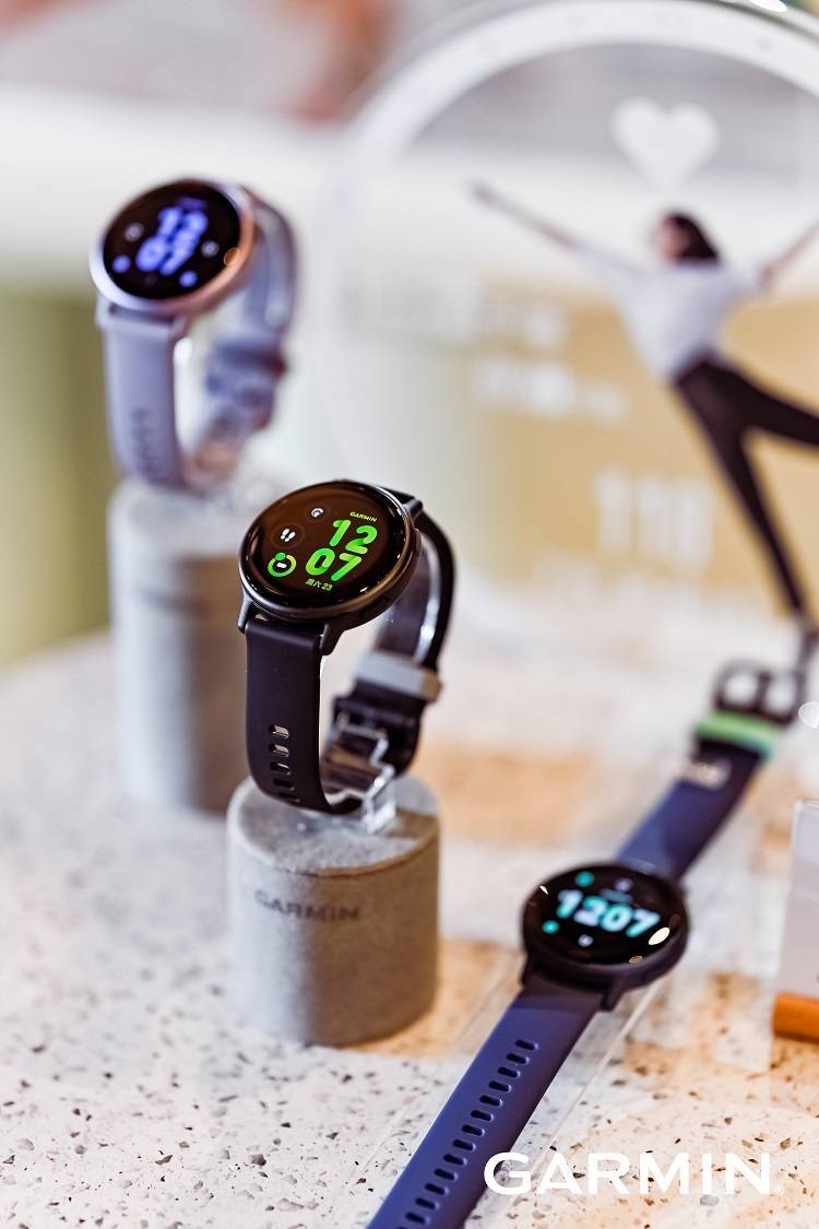 garmin 佳明推出两款全新智能运动健康腕表_睡眠_生活_活动