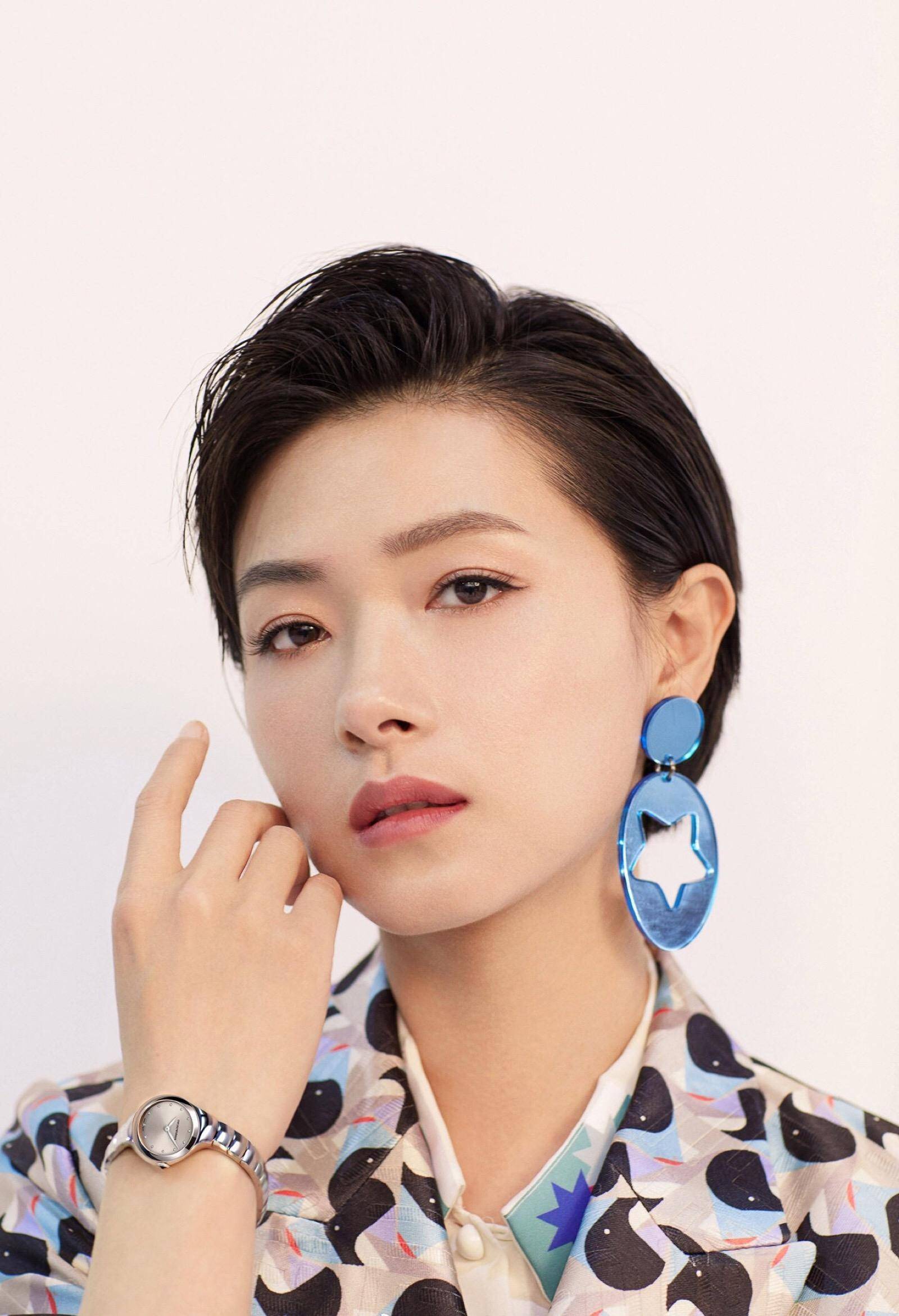 娱乐圈最清纯女神!41岁万茜,妩媚性感美好动人!_音乐_人们_实力