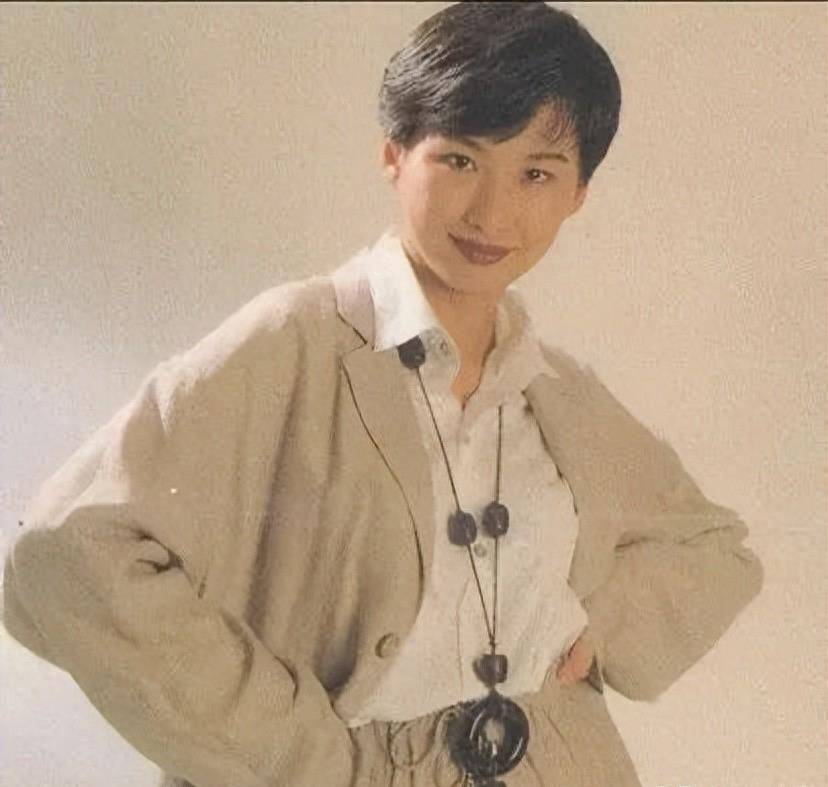 张学友一手捧红的宝利金花旦,没成想是个"恋爱脑"_汤宝如_谭国政