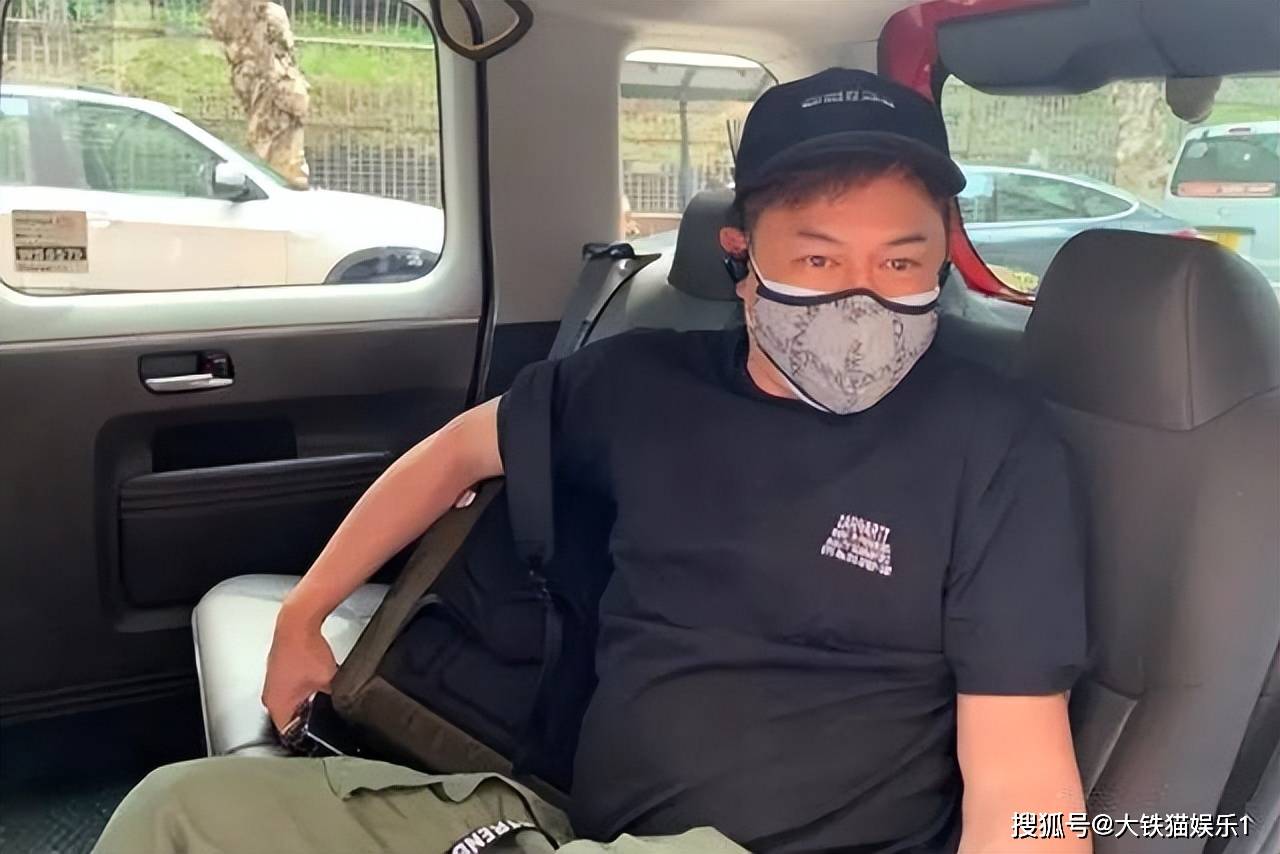 发福是中年男人的颜值克星,6位男星曾帅气逼人,如今已成胖大爷_魏骏杰