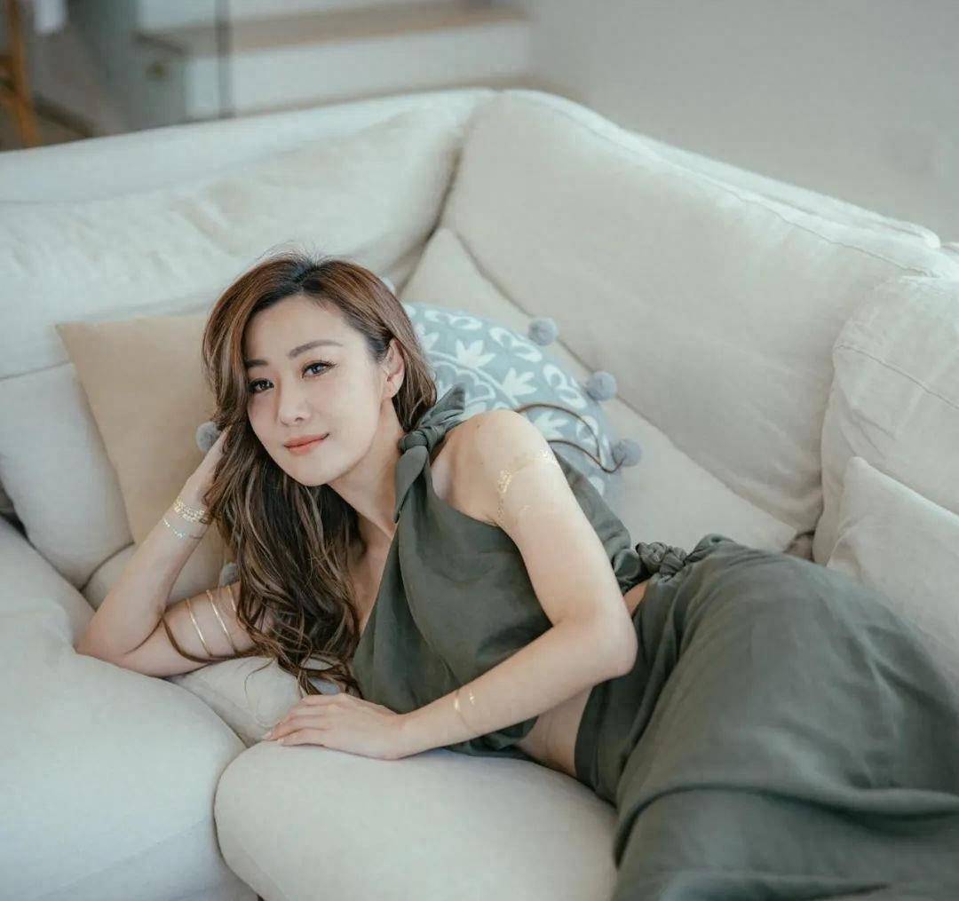 tvb女星朱智贤突然宣布离巢,曾备受力捧因出轨人夫一度被雪藏_强人