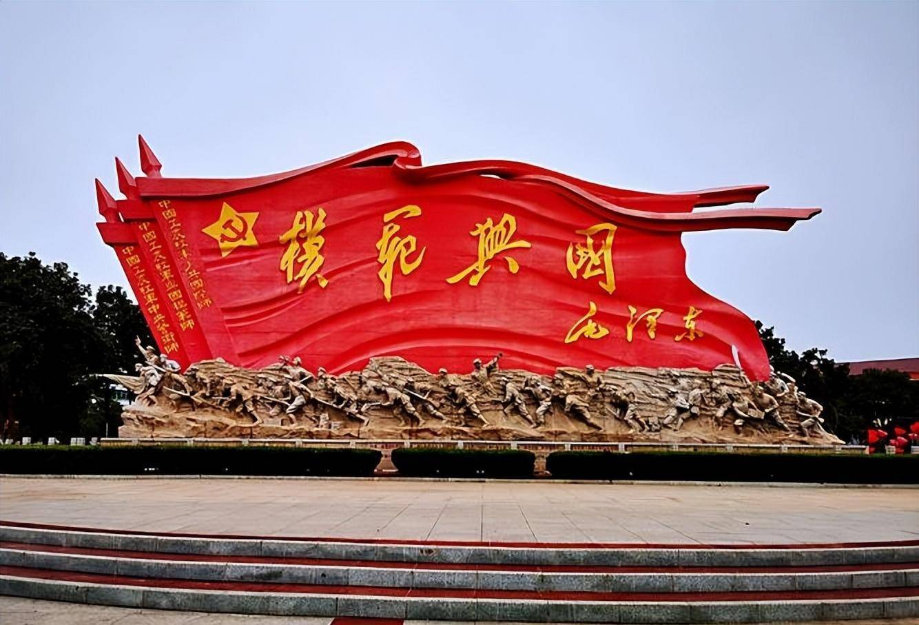 (兴国县)而对刘法玉来说,除了在烈士陵园看到自己的墓碑,知道组织没有