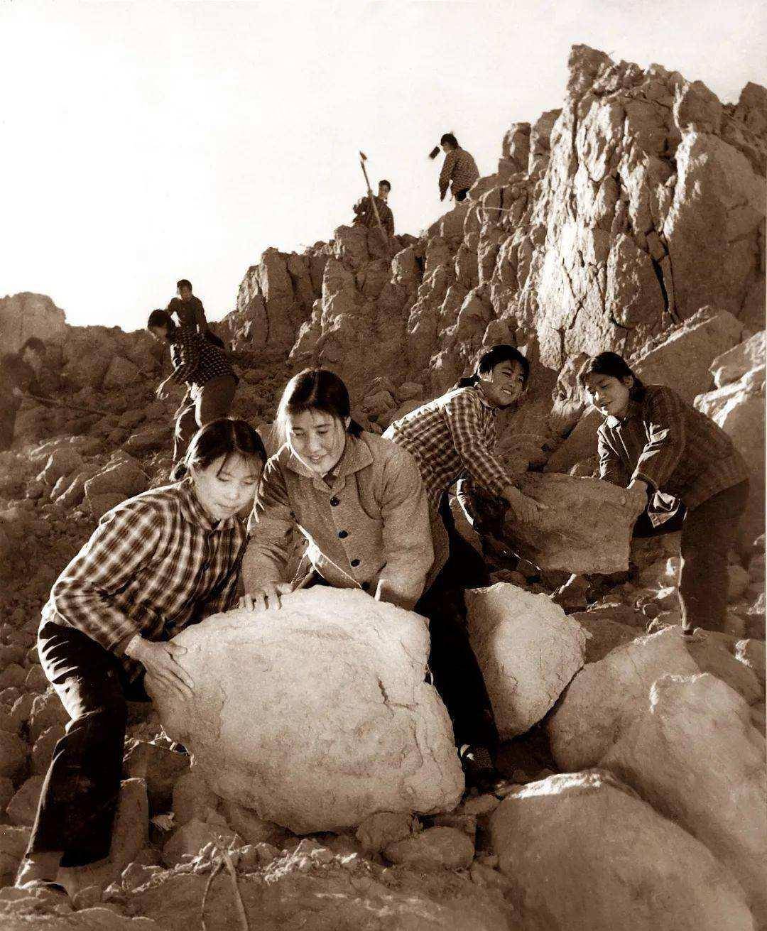 60年代大寨的"铁姑娘"郭凤莲,名声曾妇孺皆知,现状如何?