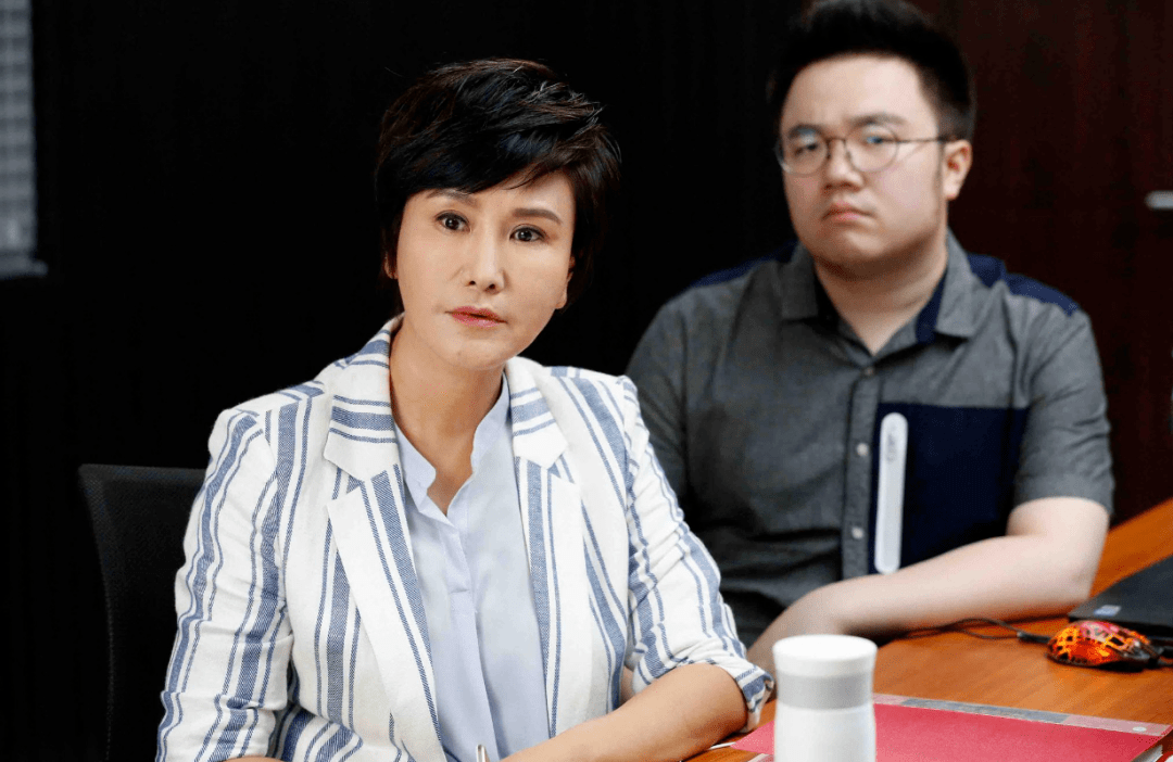 王茜:从荧幕女神到低调坚守,她的故事让人泪目_徐庆东_演艺_表演