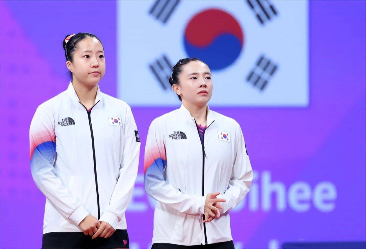 亚运会:韩国乒乓球女双夺冠!