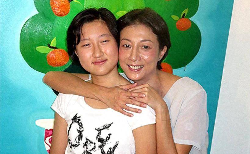 顶着"女儿"的头衔,吴卓林的人生,怎能不是一场悲剧_吴绮莉_成龙_时候