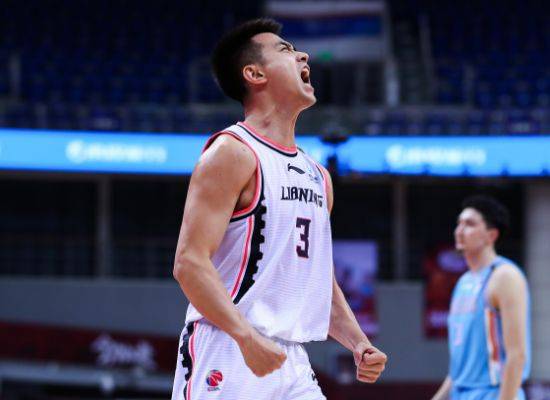 赵继伟 韩德君被曝离队,仅剩郭艾伦苦撑单核冲冠_辽宁男篮_杨鸣