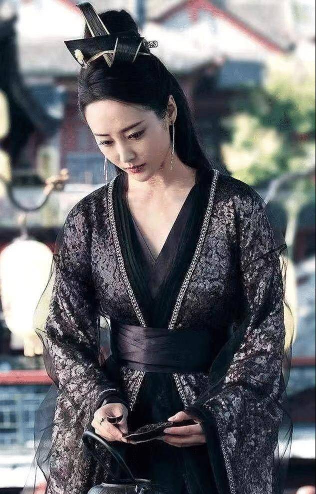 她撞脸王鸥,是李沁的"情敌",今31岁美成仙女_美容_李纯_皮肤