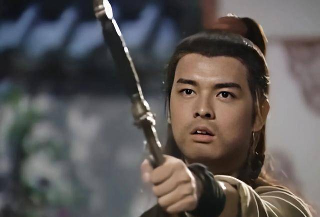 同是用剑高手,荆无命和阿飞相比,到底谁更厉害?_郭嵩_上官金虹_兵器谱