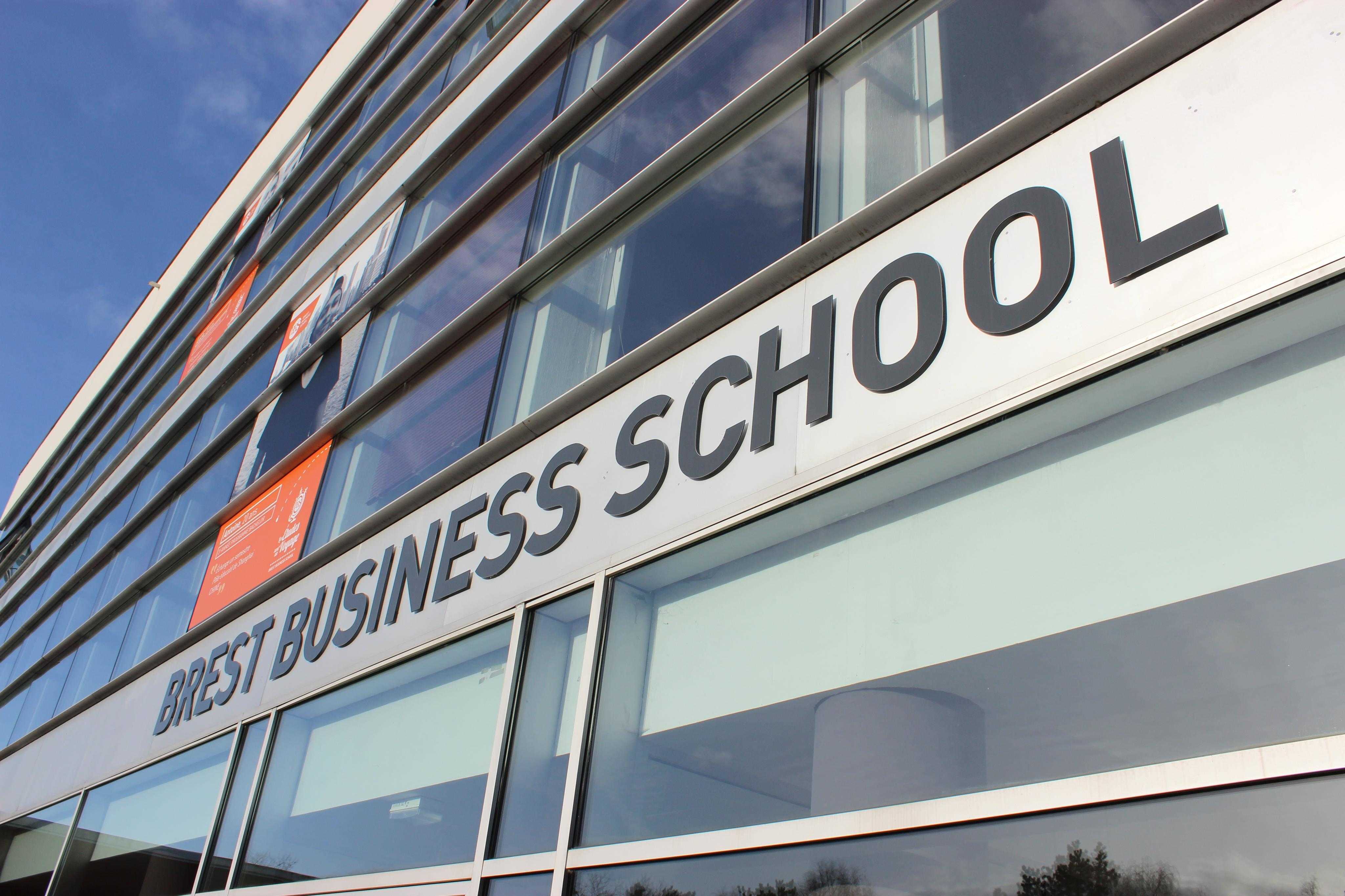 法国布雷斯特商学院工商管理博士学位班申请资料需要哪些_国际_认可