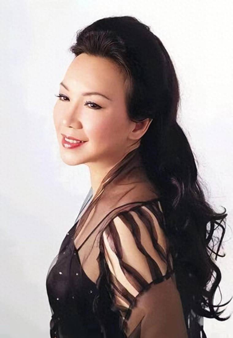 苏芮:有过两次破败的婚姻,分手后不再相信爱情,甘做单亲妈妈