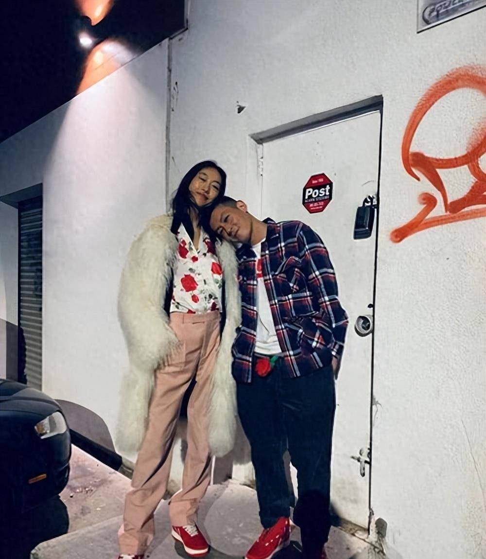 秦舒培_赵磊_生活