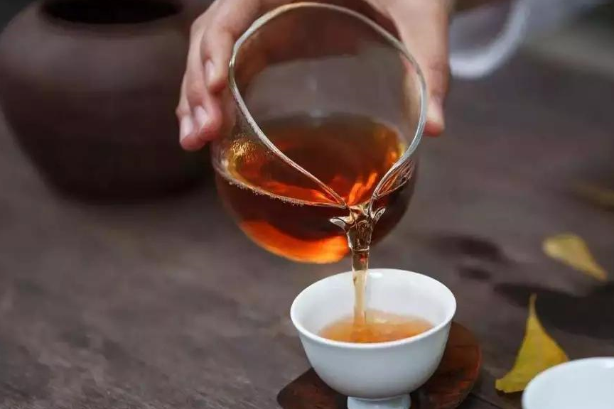 泡茶用水对味道的影响：你知道吗？