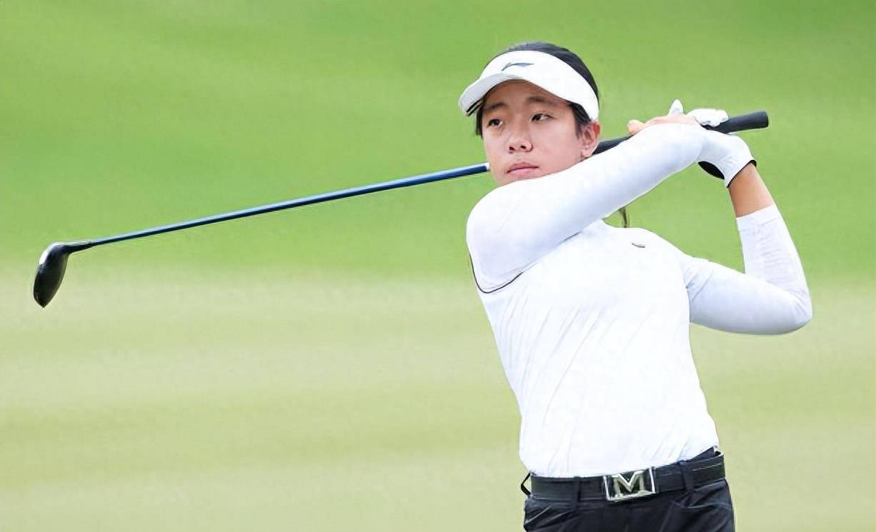 刘国梁13岁女儿创历史,参赛年龄刷新纪录,首秀惊艳_刘宇婕_职业高尔夫