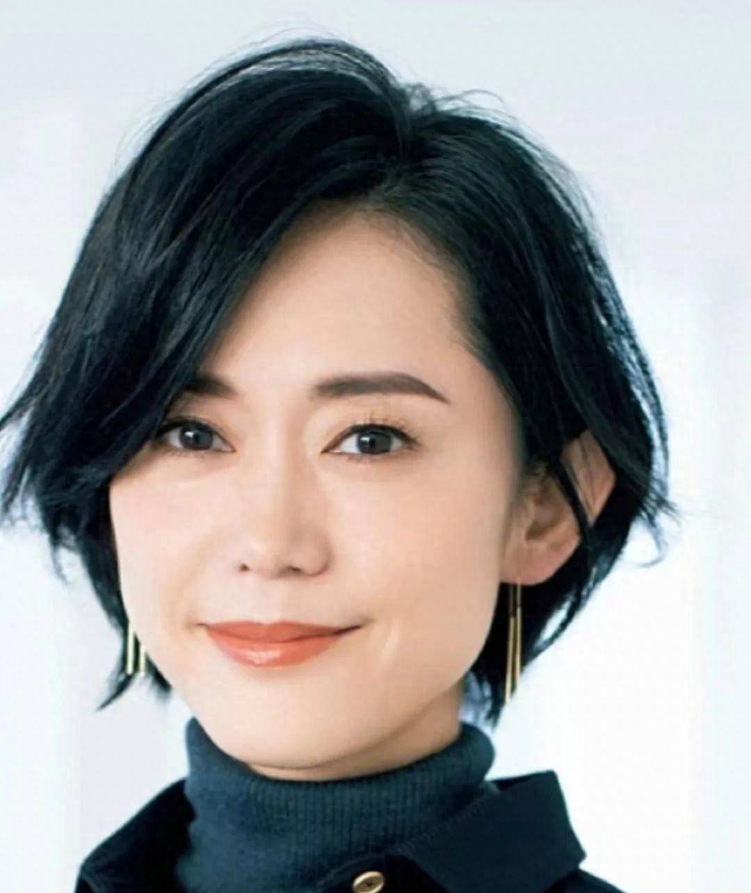 中年女性推荐这五款发型减龄又洋气性格温柔最重要的是脸小