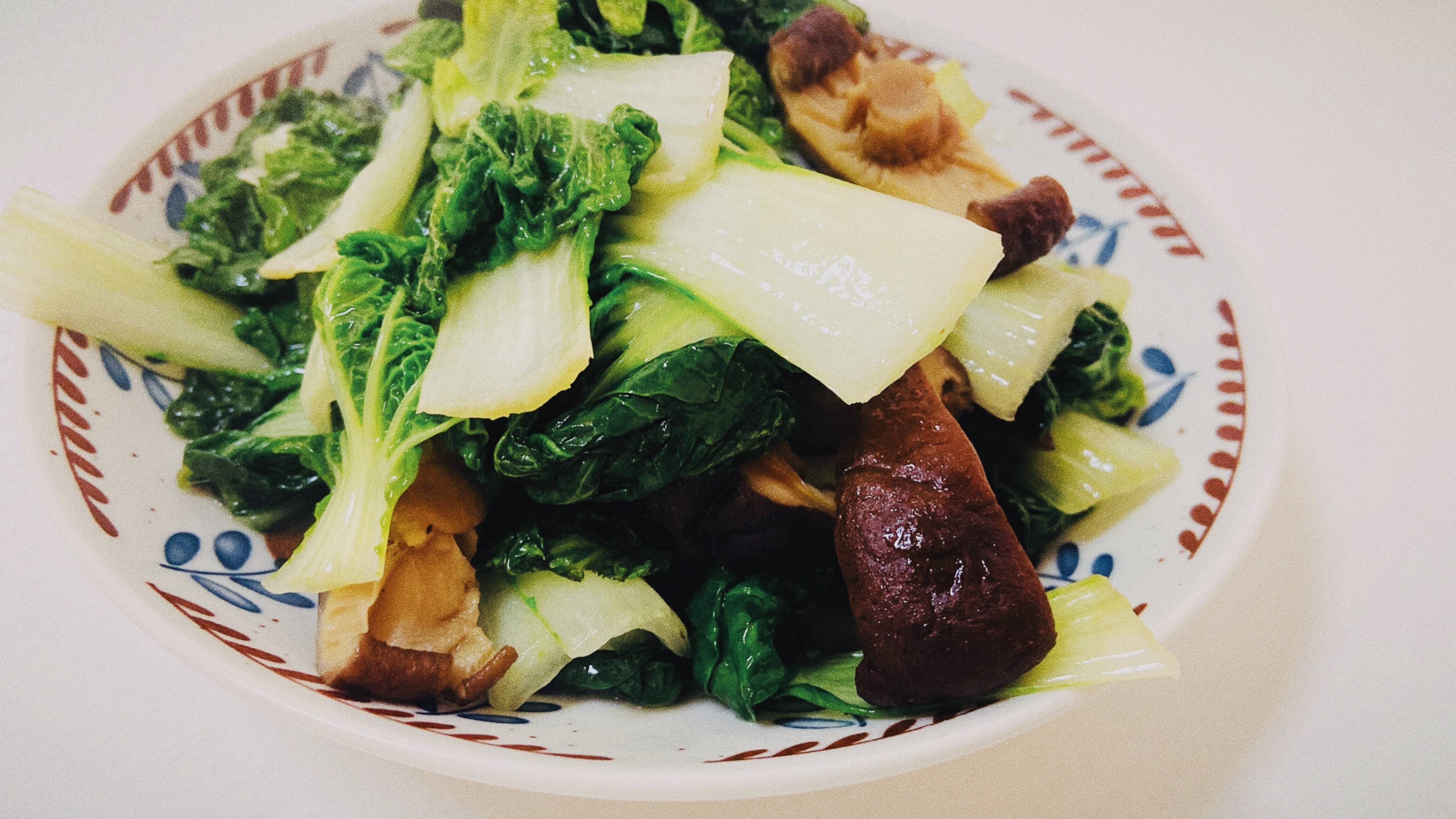 真没什么技术含量,不会有人没炒过吧,太香了_黄心乌_香菇_做法